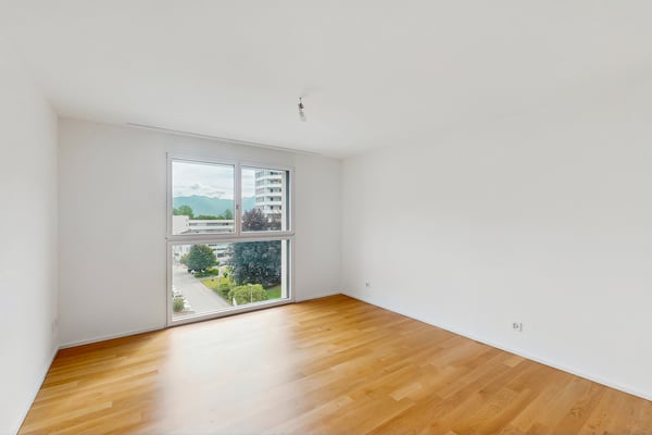 Exklusiver Zweitwohnsitz im obersten Stockwerk der LocTowers 7
