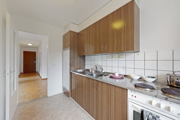 Zentrale und preiswerte Wohnung in Stadtnähe 2