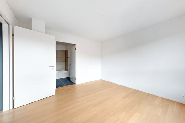 Pendler aufgepasst - In nur 25 Minuten in Zürich! 10