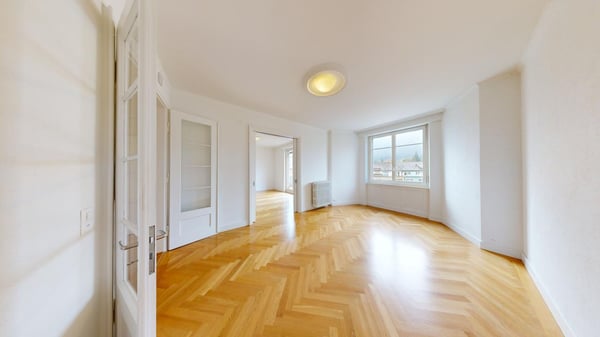Sanierte Altbauwohnung im beliebten Enge-Quartier! 3