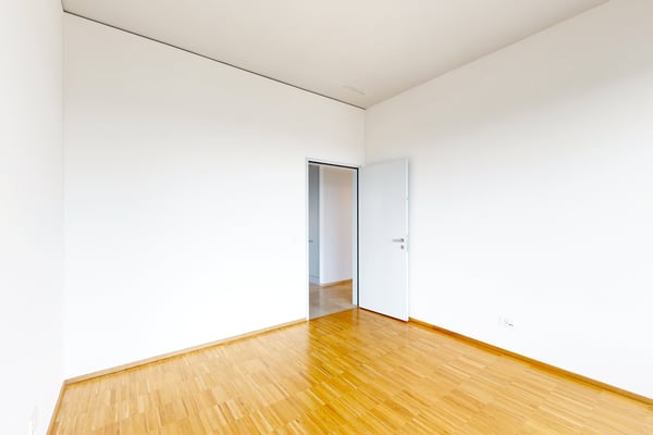 Wohnen im obersten Stock mit Sicht über Zürich 3