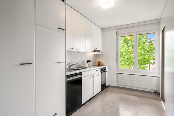 Dachwohnung mit Cheminée - befristet - 30.06.2027 5