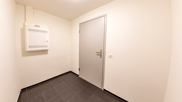 Einzigartige Dachwohnung im idyllischen Feldbrunnen 6