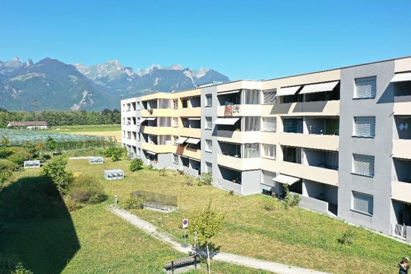 Logement moderne proche de l'accès autoroutier 10