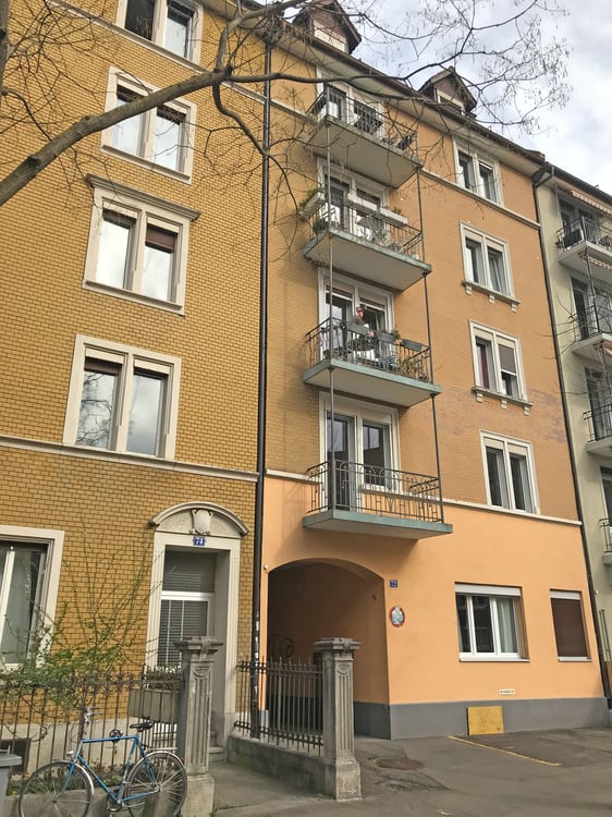 Kleiner Parkplatz an zentraler Lage 1