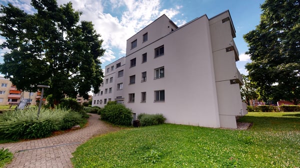 Perfekte Wohnung in Dübendorf mit Dachterrasse! 1