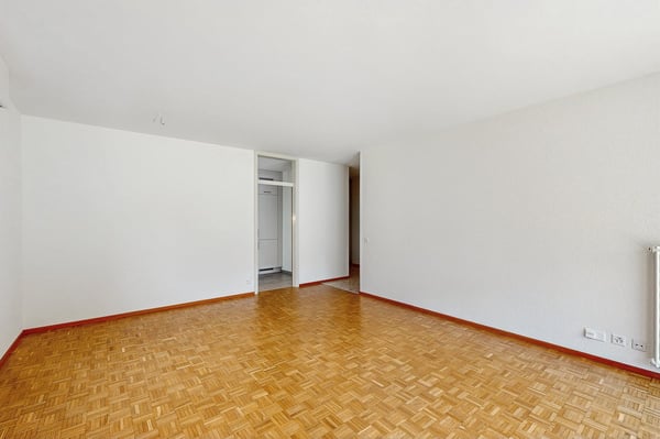 A due passi dalla città, circondato dal verde: la tua nuova casa ti aspetta 6
