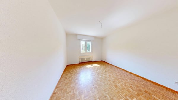A due passi dalla città, circondato dal verde: la tua nuova casa ti aspetta 8