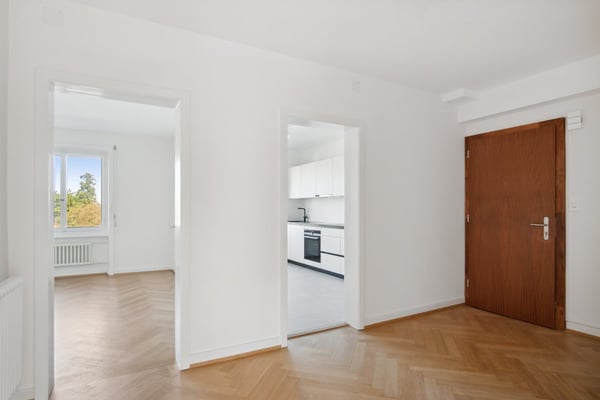Superbe appartement rénové à la Servette 2