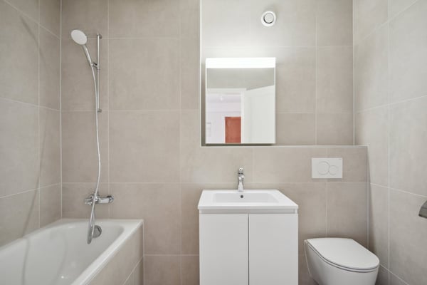 Superbe appartement rénové à la Servette 9