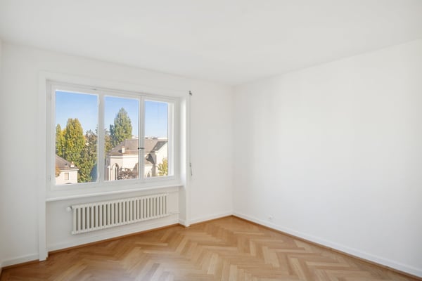 Superbe appartement rénové à la Servette 5