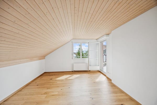 Erstvermietung nach Sanierung - attraktive Dachwohnung 7