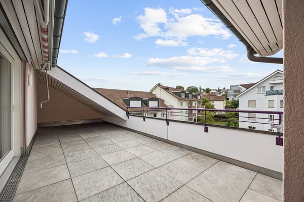 Erstvermietung nach Sanierung - attraktive Dachwohnung 9