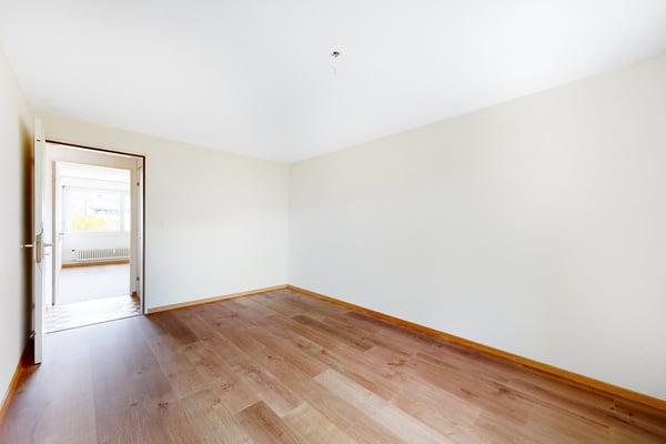 Tolle Wohnung mit Weitsicht auf Berikon 6