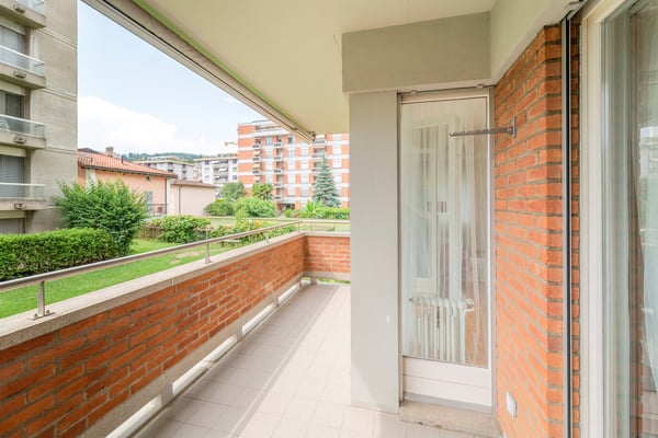 Ampia soluzione abitativa con terrazza e doppi servizi 5