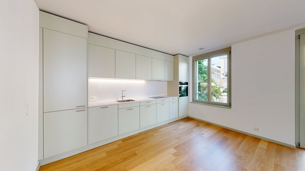 Zentrale und moderne Wohnung 6
