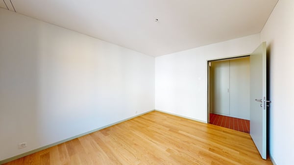 Zentrale und moderne Wohnung 4
