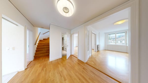 Hochwertige Altbauwohnung - Ihre neue Wohlfühloase im Enge-Quartier! 3