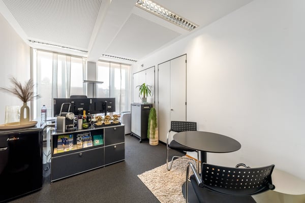 Repräsentative Bürofläche an zentraler Lage in Wohlen 8