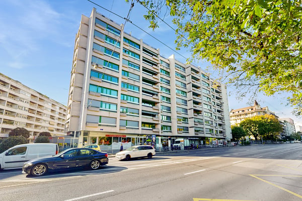 Grand appartement de 6 pièces proche de la Gare Cornavin 2
