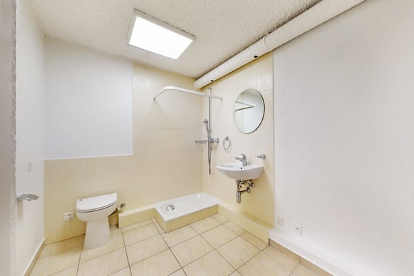 Bureaux fonctionnels et lumineux à proximité immédiate de la gare 10