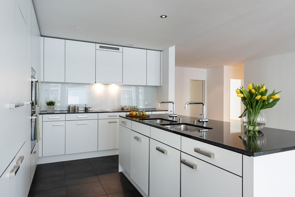 Moderne Wohnung mitten in Zürich 8