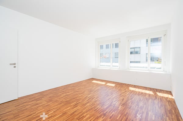 Erleben Sie 142m2 modernstes Wohnparadies im Herzen von Biel! 3