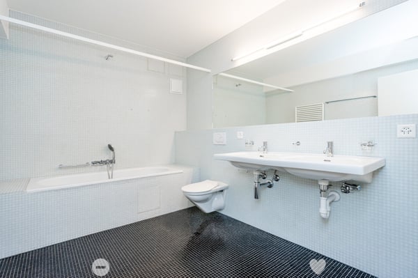 Erleben Sie 142m2 modernstes Wohnparadies im Herzen von Biel! 7