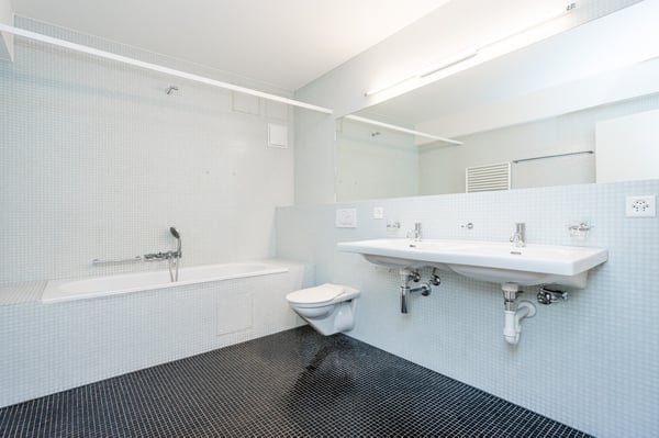 Erleben Sie 142m2 modernstes Wohnparadies im Herzen von Biel! 7