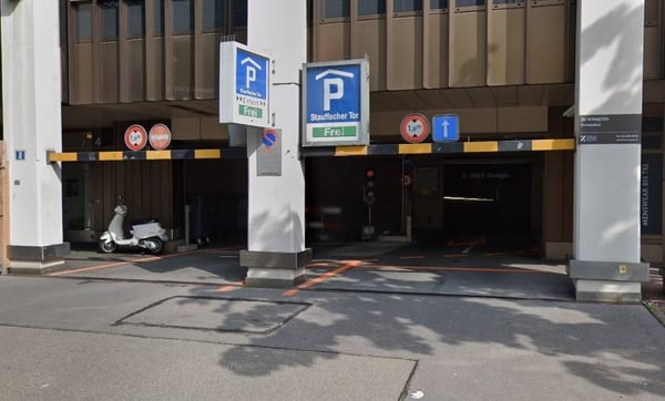 Ihr Auto an zentraler Lage am Stauffachertor in Zürich 15