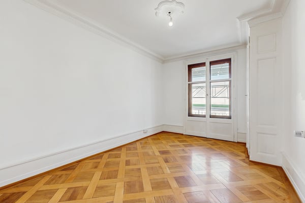 Logement traversant entièrement rénové 3
