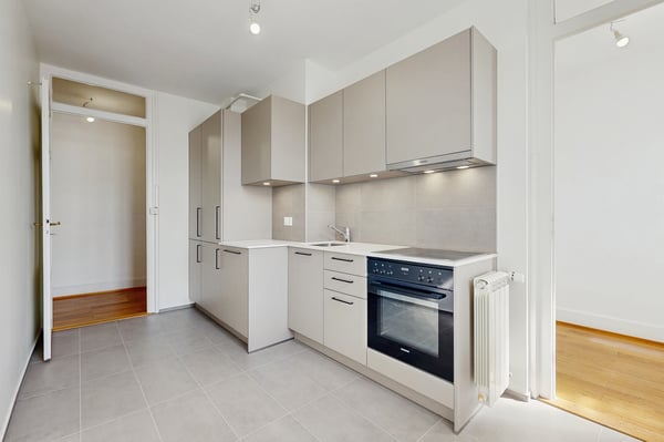 Logement traversant entièrement rénové 2