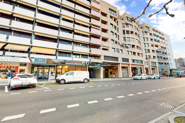 Place de parc proche de Plainpalais 18