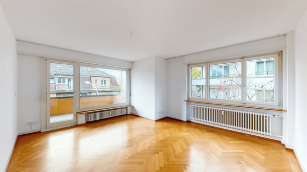 Schmuckstück am Züri-Berg 2