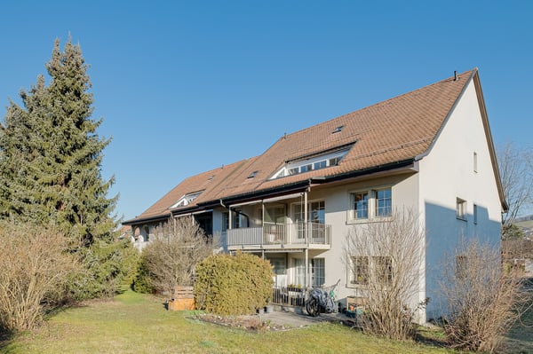 Grosszügige 3.5-Zimmerwohnung 2