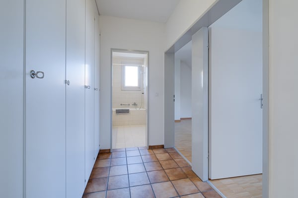 Grosszügige 3.5-Zimmerwohnung 9
