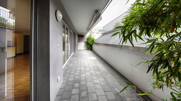 Moderne Wohlfühloase im Untergeschoss mit Sitzplatz 6