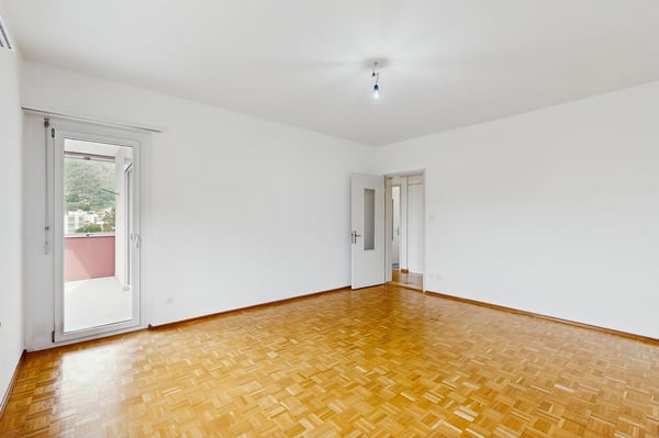 Vivere vicino al centro: rinnovato con splendida vista 5