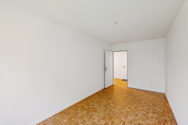 Modern wohnen in Schwerzenbach  frisch saniert & bestens angebunden! 8