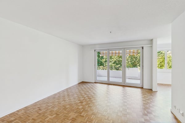 Modern wohnen in Schwerzenbach  frisch saniert & bestens angebunden! 1