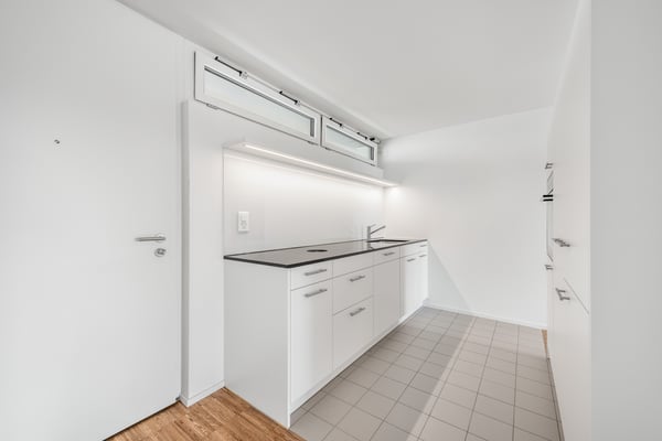Urban wohnen im Herzen von Emmen moderne 2.5-Zimmer-Wohnung mit Balkon 4