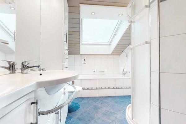 Ruhige, kuschelige Dachwohnung 8