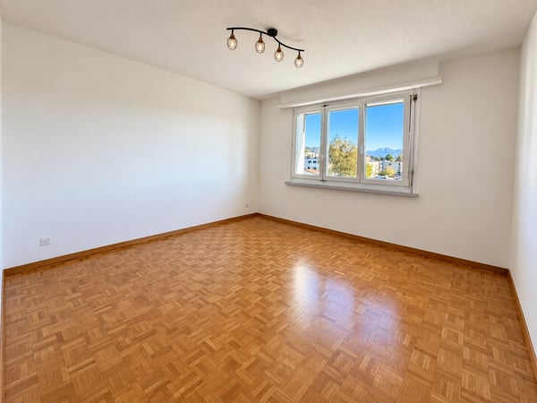 Helle Wohnung im Grünen mit wunderschöner Bergsicht! 7
