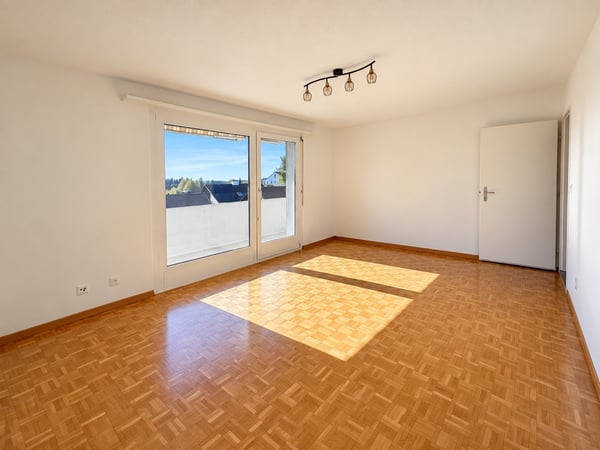 Helle Wohnung im Grünen mit wunderschöner Bergsicht! 2