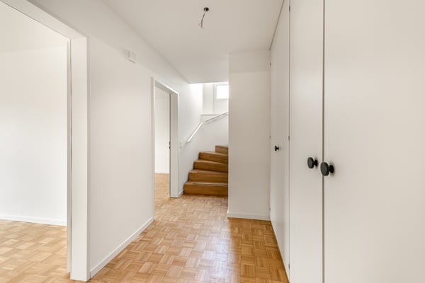 Wohnen auf zwei Ebenen. Modern, stilvoll, saniert. 8