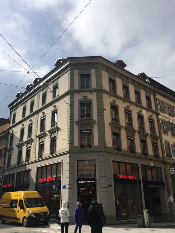 Au centre ville 8