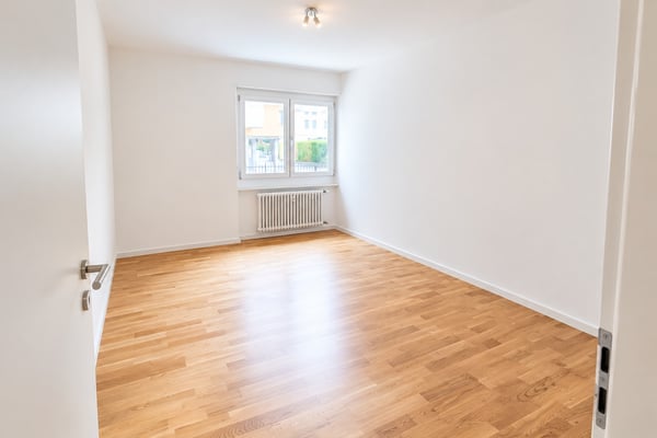 Exklusiver Zweitwohnsitz in Seenähe / Casa di vacanze 4