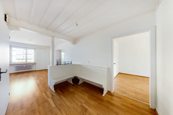 Grosszügige Wohnung an beliebter Lage 4