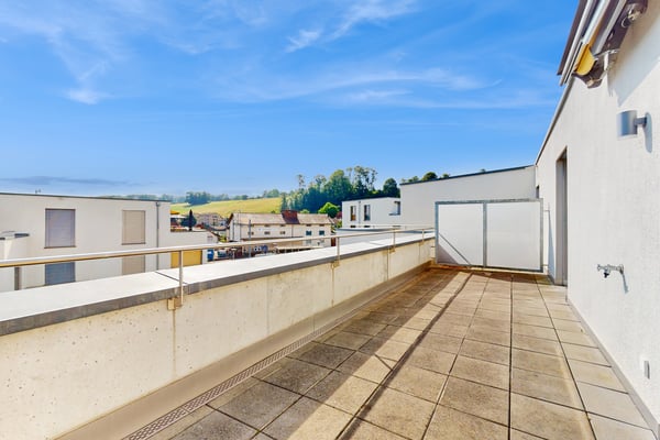 Topmoderne Attikawohnung mit grosser Terrasse 11