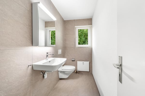 Renovierte 4.5-Zimmerwohnung mit Gartensitzplatz in Brugg 4